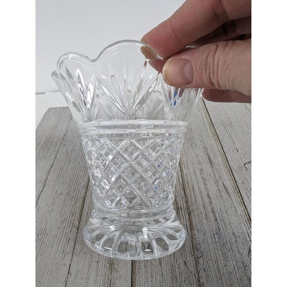 Vintage Crystal Vase Cut Glass Pineapple Fan 5" Tall Teleflora Clear - Picture 5 of 6